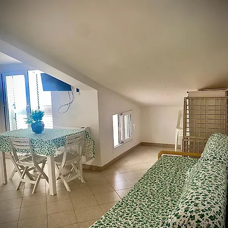 San Lorenzo Beachfront Con Veranda Fronte 4 Posti *