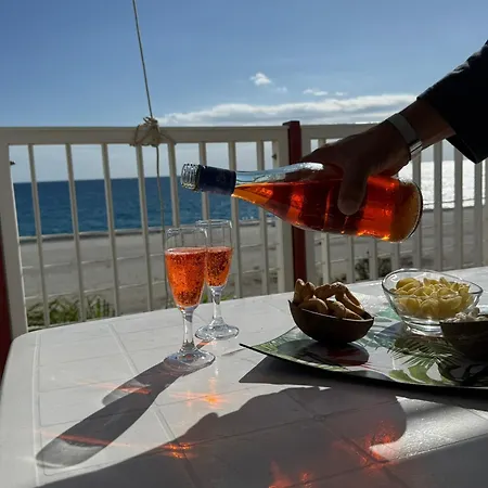 דירה Seafront Apartment, San Lorenzo Beach,reggio Calabria Marina di San Lorenzo