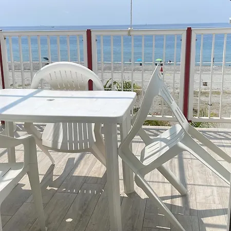 San Lorenzo Beachfront Con Veranda Fronte 4 Posti
