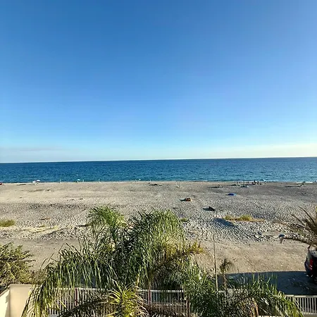 Appartement San Lorenzo Beachfront Con Veranda Fronte 4 Posti Marina di San Lorenzo