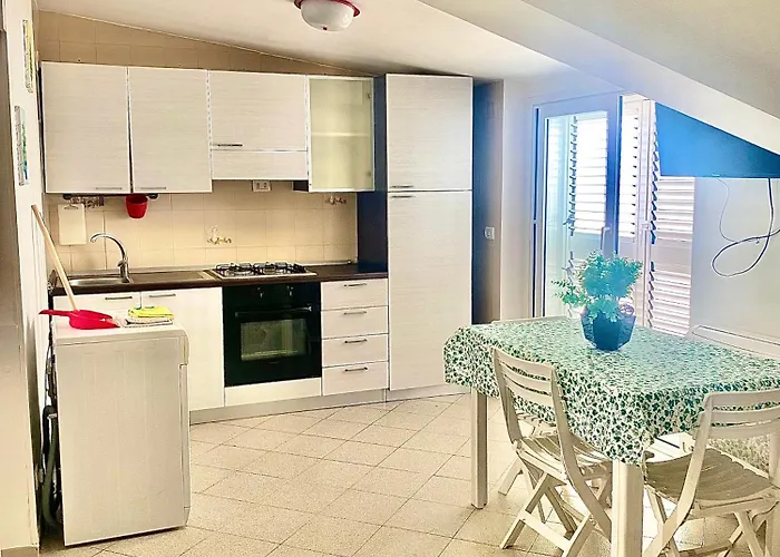 Seafront Apartment, San Lorenzo Beach,reggio Calabria *